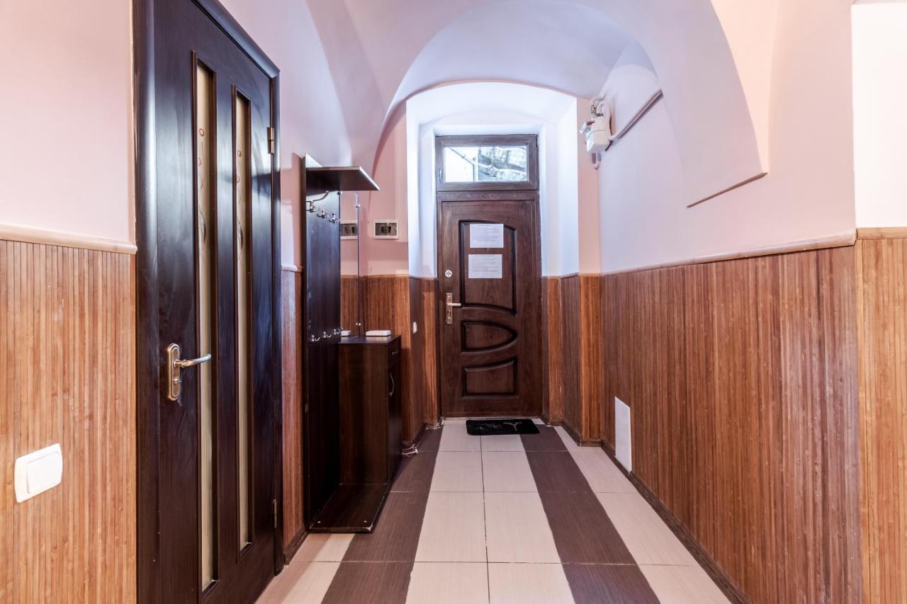 New Ruska Apartment Lviv Dış mekan fotoğraf