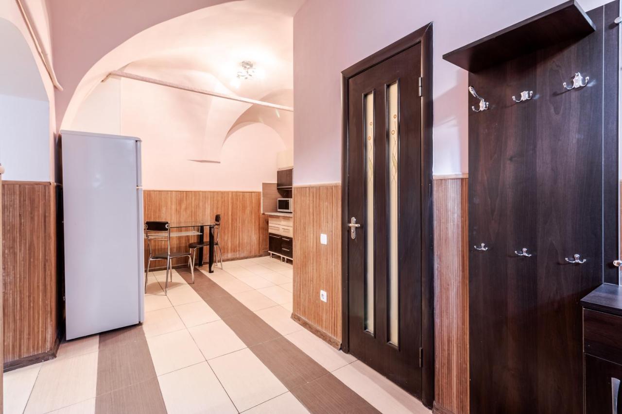 New Ruska Apartment Lviv Dış mekan fotoğraf